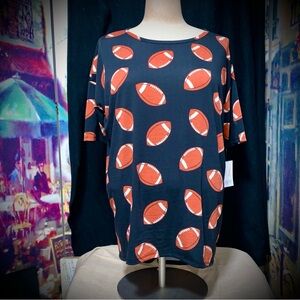 🚨 LuLaRoe Brand Classic T Football Print Top – NWT – Medium